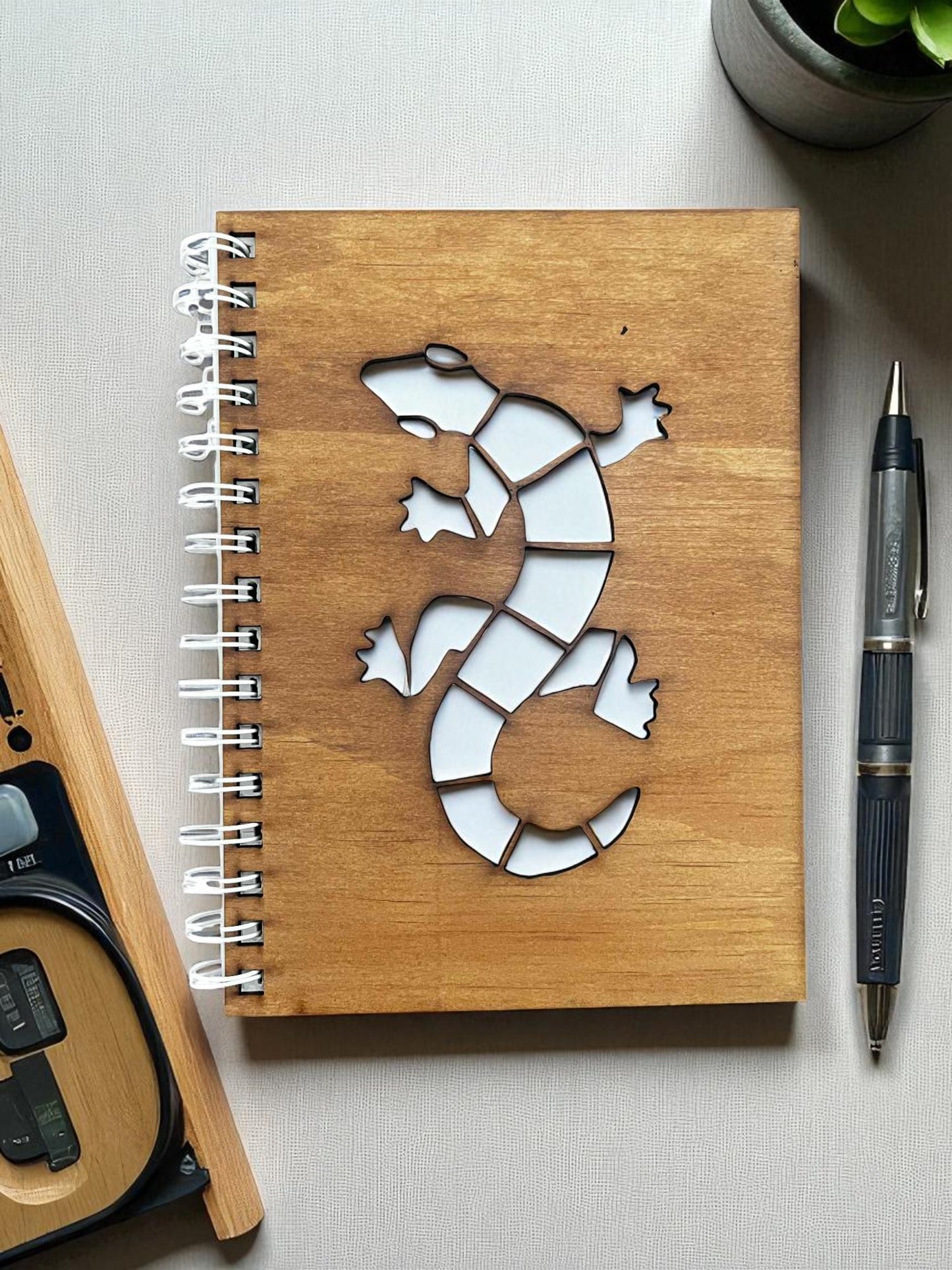 Gecko Cut Out Cover Diary